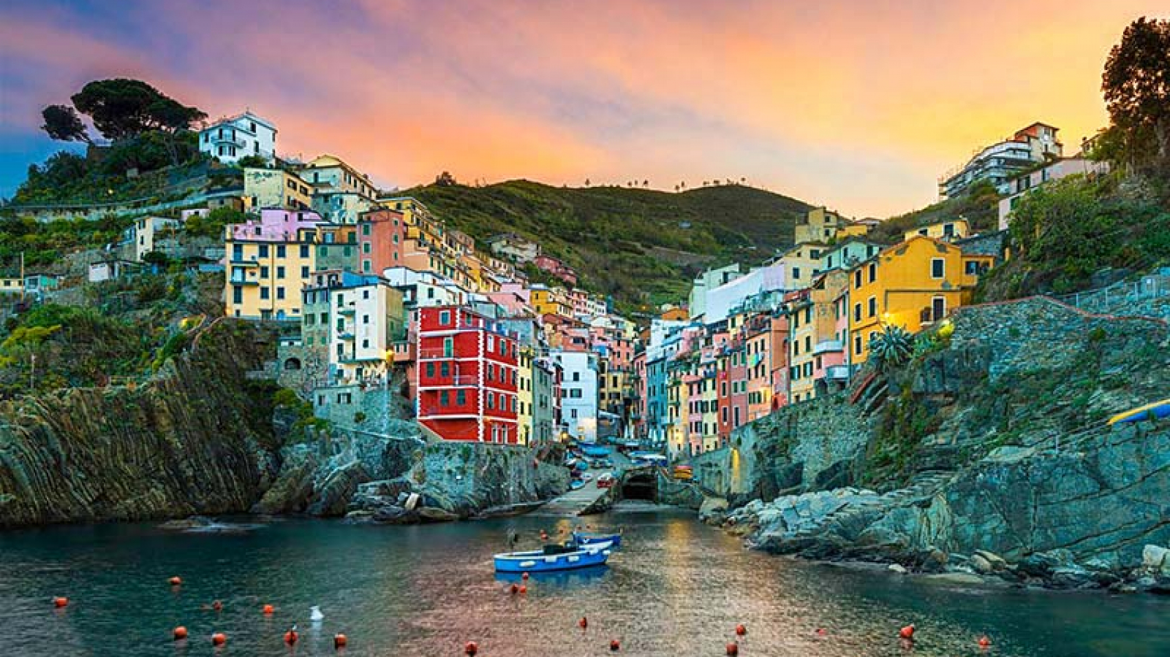 گردشگری در ایتالیا-چینکوئه تره Cinque Terre